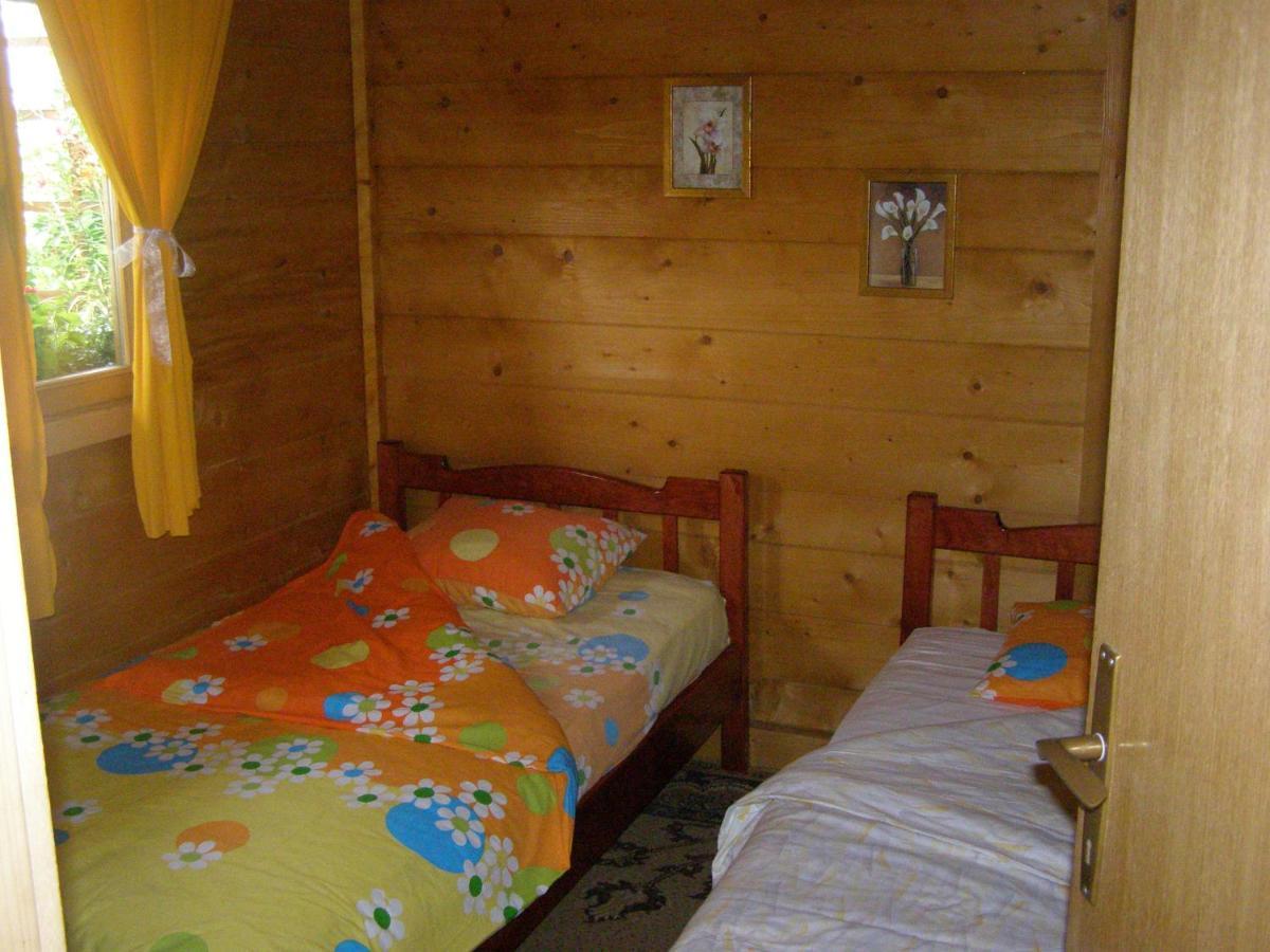 Guesthouse Kuzmanovic Guča Exteriör bild